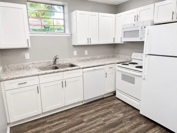 802 Forest Dale Ln #B, Hixson, TN 37343