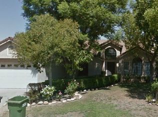 2124 Maple St, Selma, CA 93662