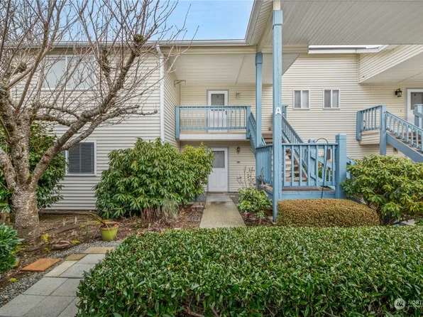 20617 28th Avenue W #A1, Lynnwood, WA 98036