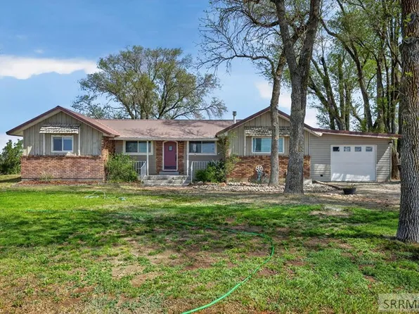 1276 W Hoff Rd, Blackfoot, ID 83221