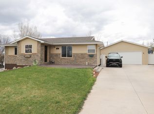 1711 N Heights Ter, Sheridan, WY 82801