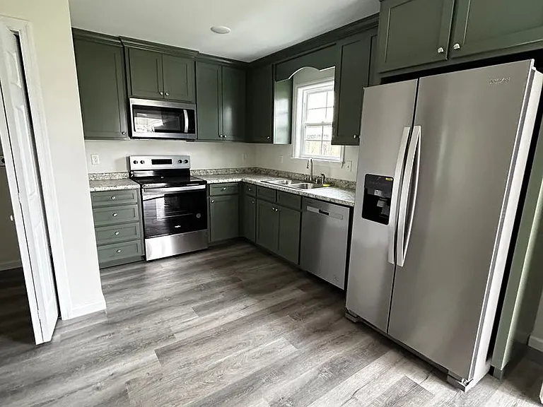 1532 Woodard St — Photo 2