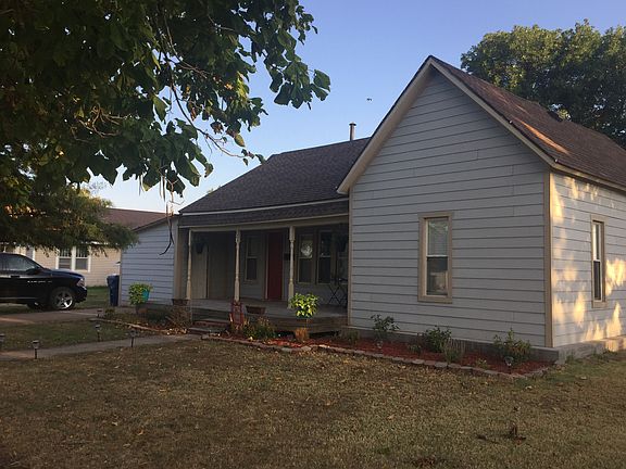 2nd image of 621 E Caddo St