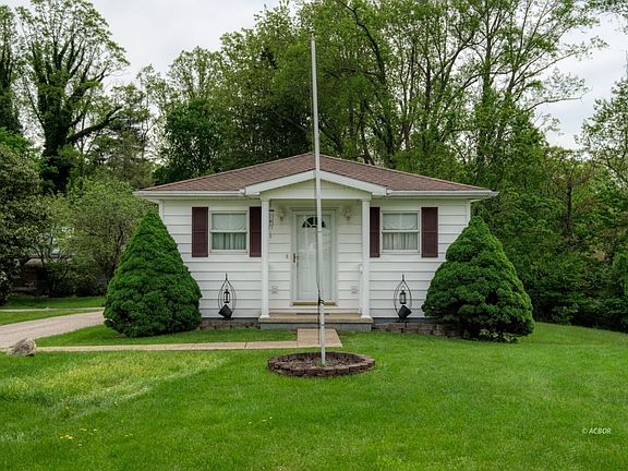 2nd image of 105 Terrell Dr