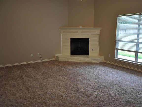 3rd image of 11258 Twin Spires Dr