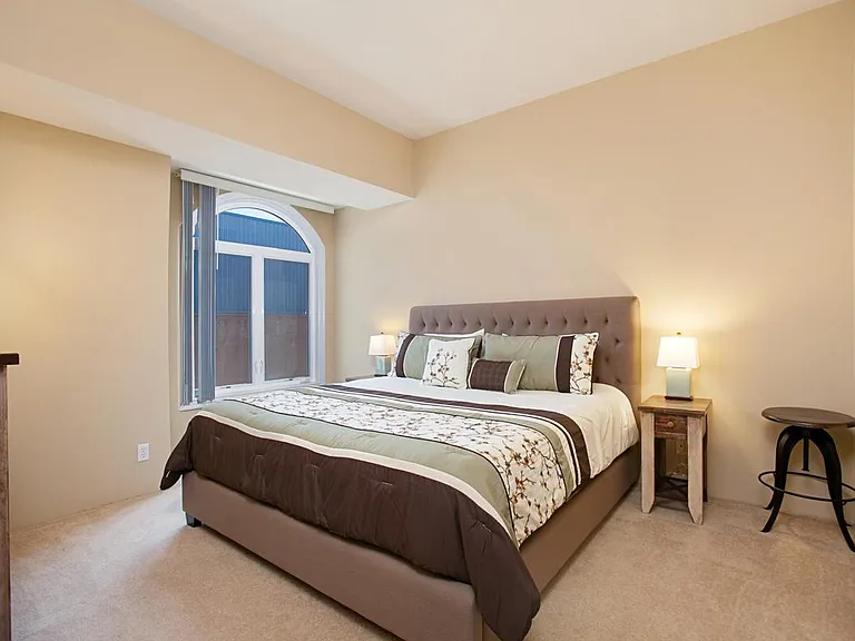 655 Columbia St #411 — Photo 11