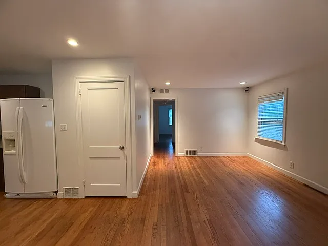 2310 Fernwood Dr — Photo 5