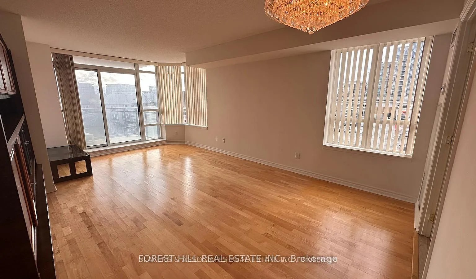 3 bed, $3,300 — Photo 3