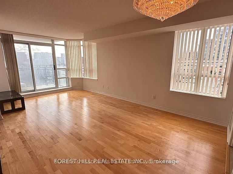 130 Pond Dr #512 — Photo 3
