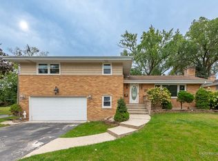 1769 Campbell Ave, Des Plaines, IL 60016