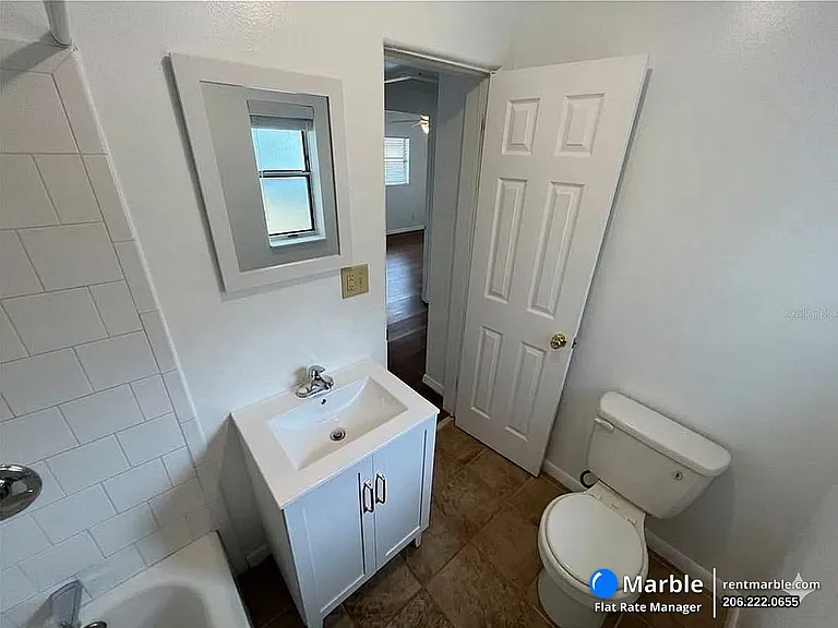 501 SE 14th St — Photo 18