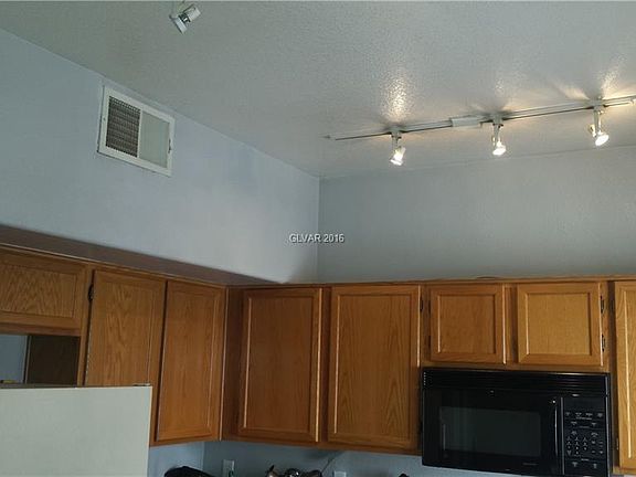 5th image of 6905 Squaw Mountain Dr Unit 102
