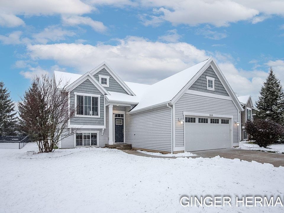 1st image of 2513 Stockwood Dr NE