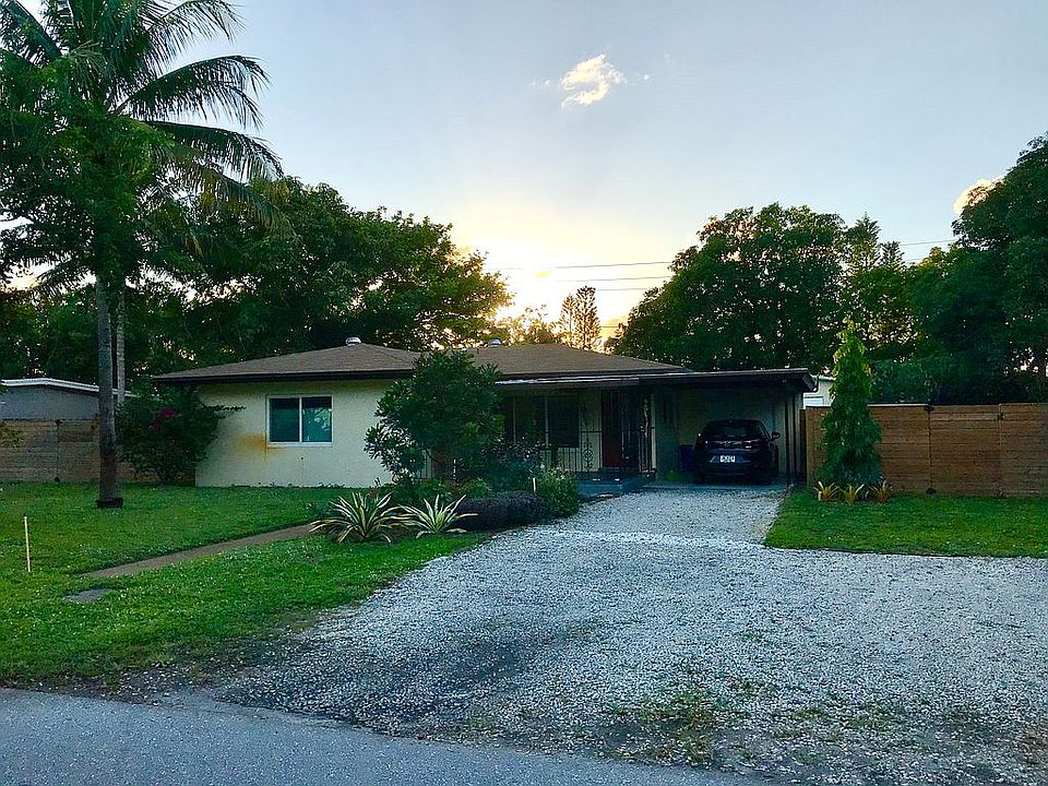 1st image of 1427 NW 7th Ter