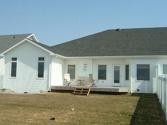 2nd image of 5602 Cypress Point Dr
