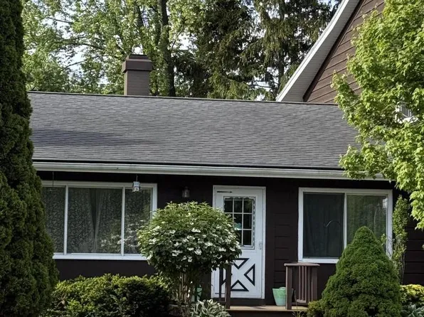 2619 Camelot BOULEVARD, Sheboygan, WI 53081