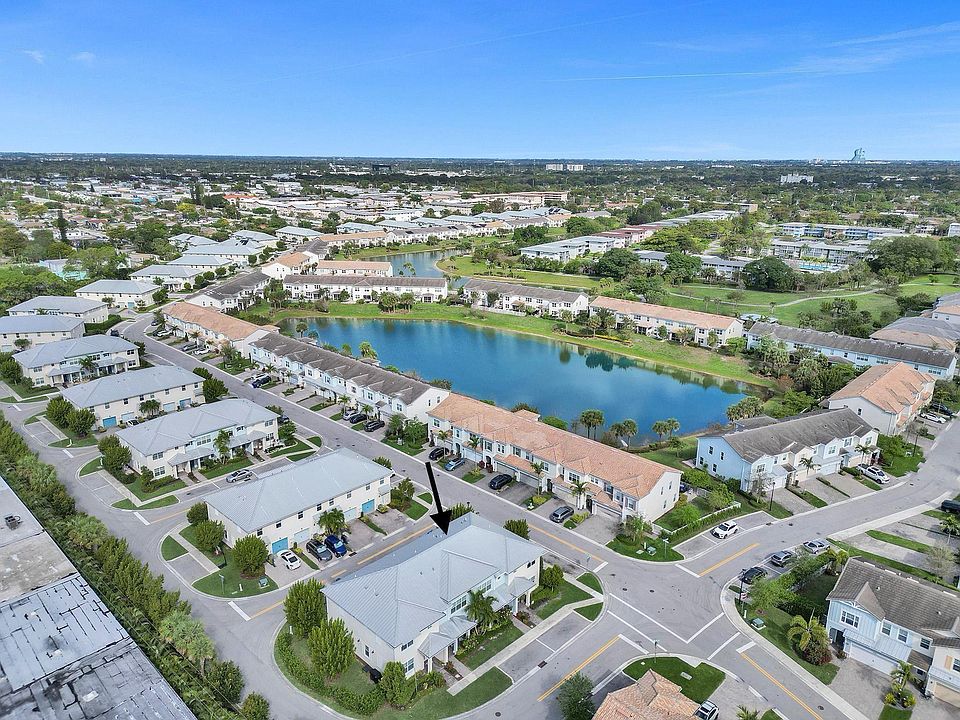 1st image of 4810 Eucalyptus Drive #2