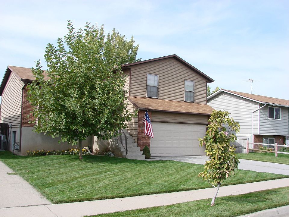 2nd image of 251 E 925 S