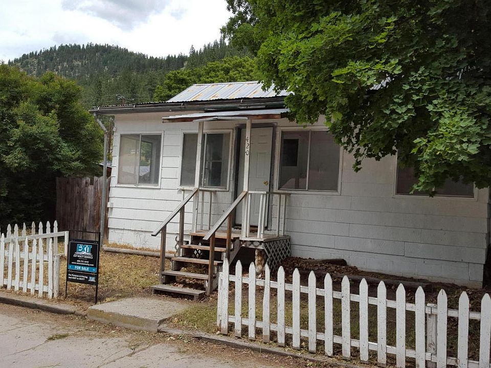 2nd image of 420 Railroad Ave