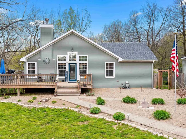 4 Maple Ct, Putnam, IL 61560