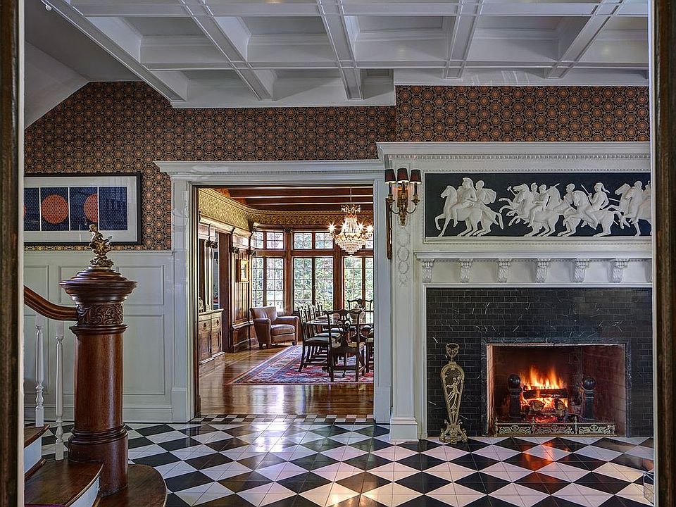 1st image of 1305 Albemarle Rd