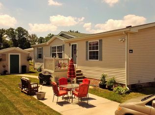 4825 Othello Ln, Northville, MI 48167