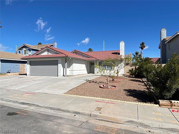 2nd image of 7640 Gallant Cir