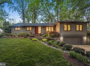 7903 Old Falls Rd, Mc Lean, VA 22102