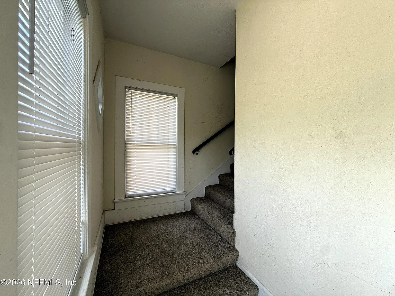 2 bed, 1.0 bath, 1408 sqft, $1,495 — Photo 2