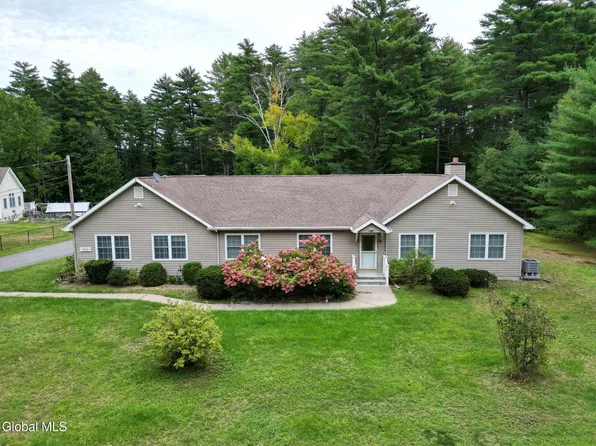 164 West Mountain Road, Queensbury, NY 12804