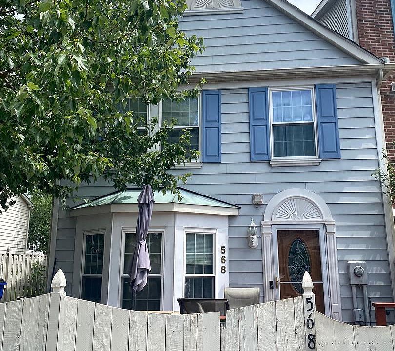 1st image of 568 Cascade Way