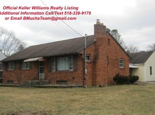 15 Woodruff Dr, Glenville, NY 12302