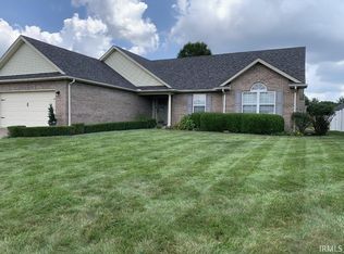 4660 Miranda Dr, Newburgh, IN 47630