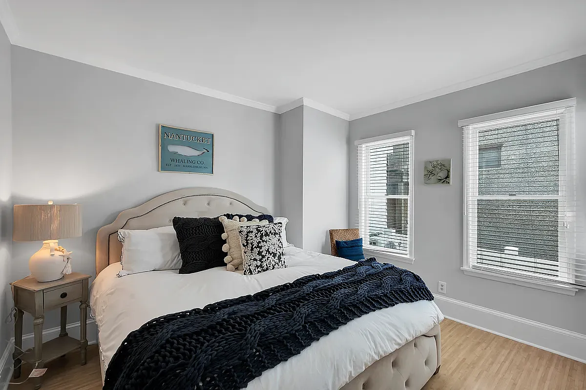 512 Main Ave — Photo 1