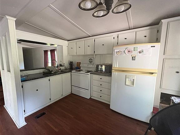 5th image of 15210 NE 144TH STREET