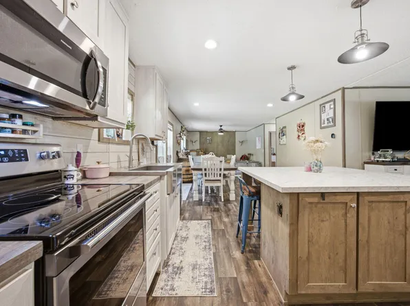 172 Sourwood Ln, Hurdle Mills, NC 27541
