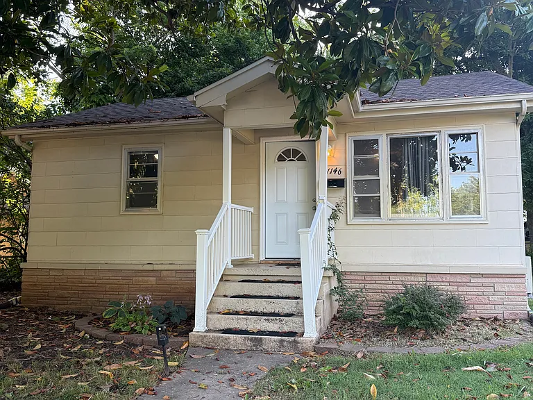 1146 S Jefferson Ave — Photo 3