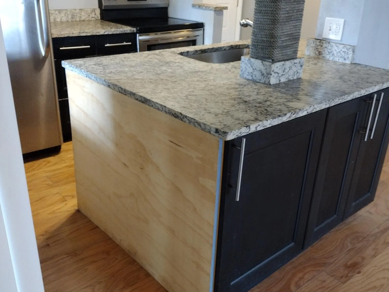 1 bed, 748 sqft, $1,497 — Photo 4