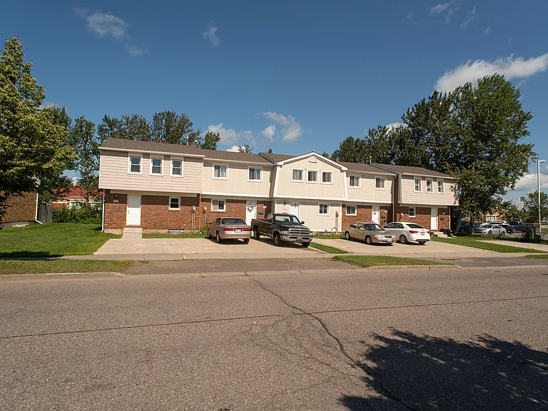 350 County Blvd — Photo 19