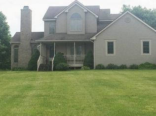 7304 Sanford Rd, Howell, MI 48855