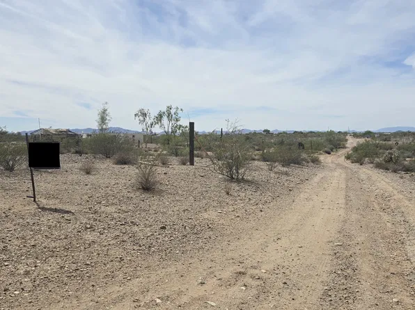 30099 W RADFORD Road #-, Wittmann, AZ 85361