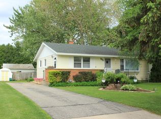 260 Pine St NW, Sparta, MI 49345