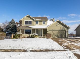 401 SW Maplewood Dr, Grimes, IA 50111