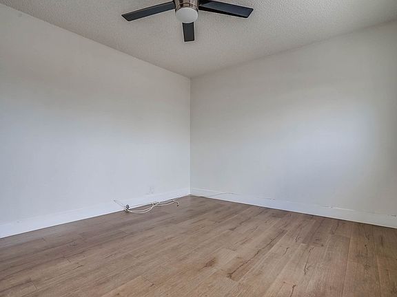 5th image of 10235 Woodworth Ave #3