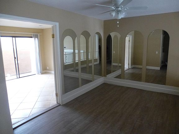 5th image of 2939 Barrington Ct