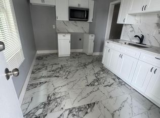 596 Ferry St #B, New Haven, CT 06513