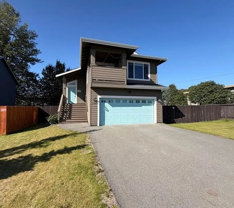 1006 Northpointe Bluff Dr
