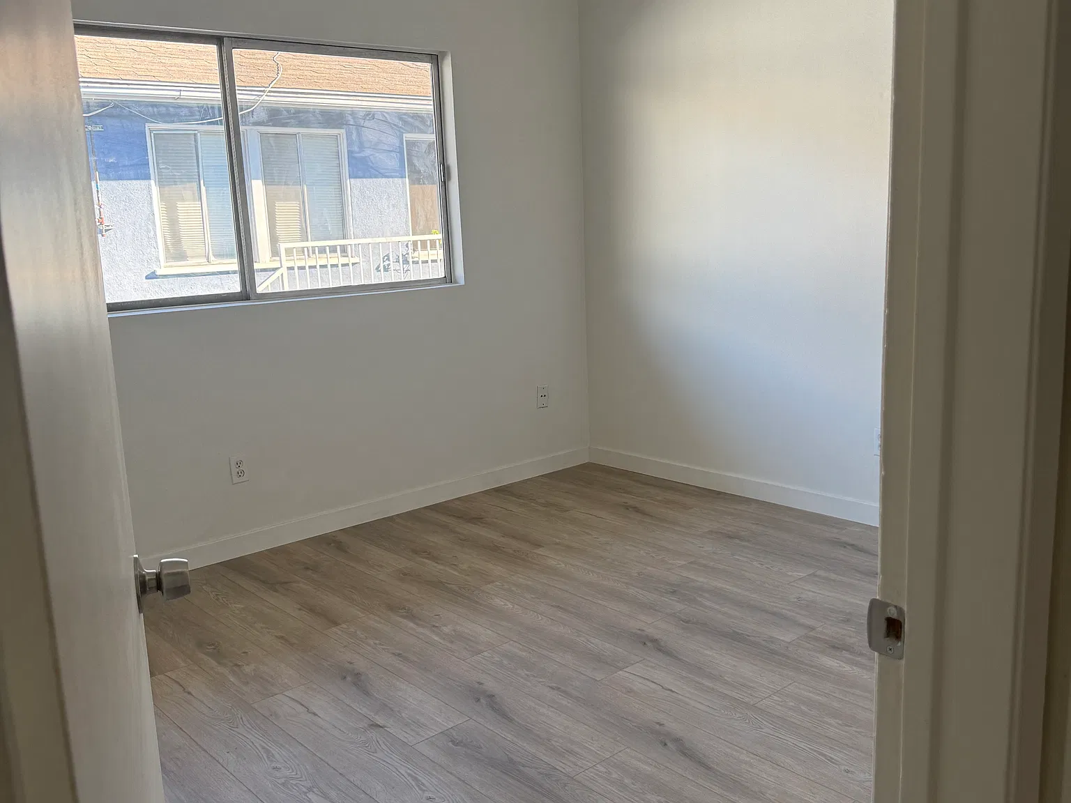 1 bed, 700 sqft, $2,100 — Photo 4