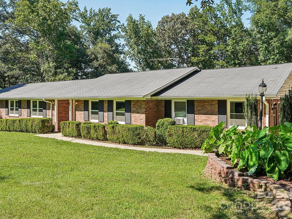 1st image of 3333 Tanglewood Dr
