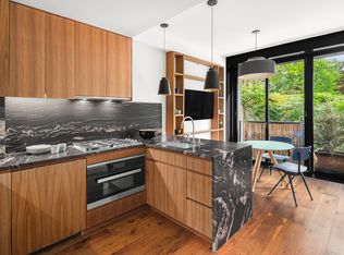 619 E 6th St FLOOR 2, New York, NY 10009